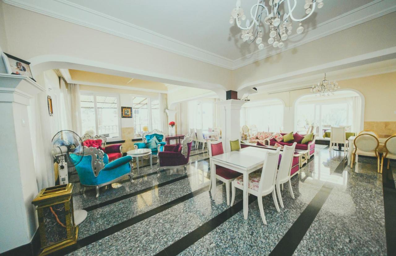 Hotel Pine Bay Club (Adults Only) Karavas  Exterior photo