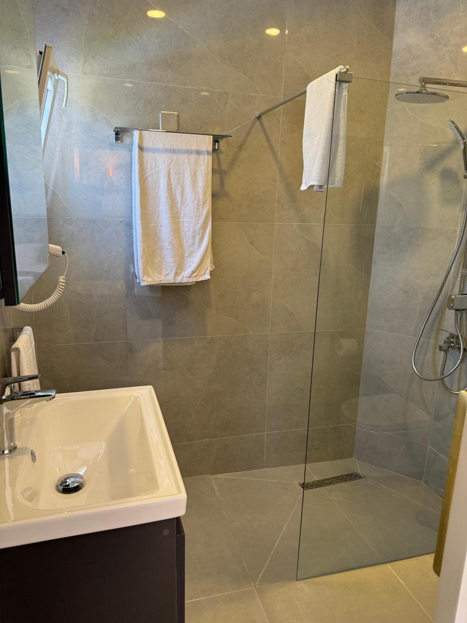 Hotel Pine Bay Club (Adults Only) Karavas  Room photo